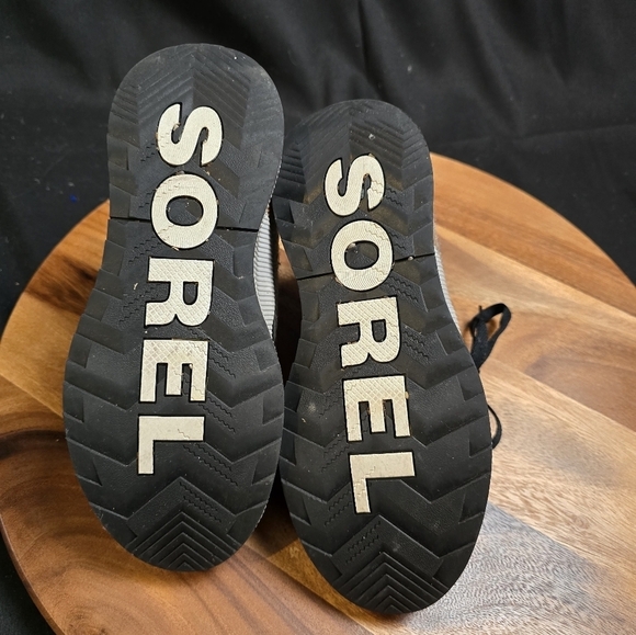 Sorel Women's Out N About IV Water Proof Boots Size 5. - Picture 5 of 7